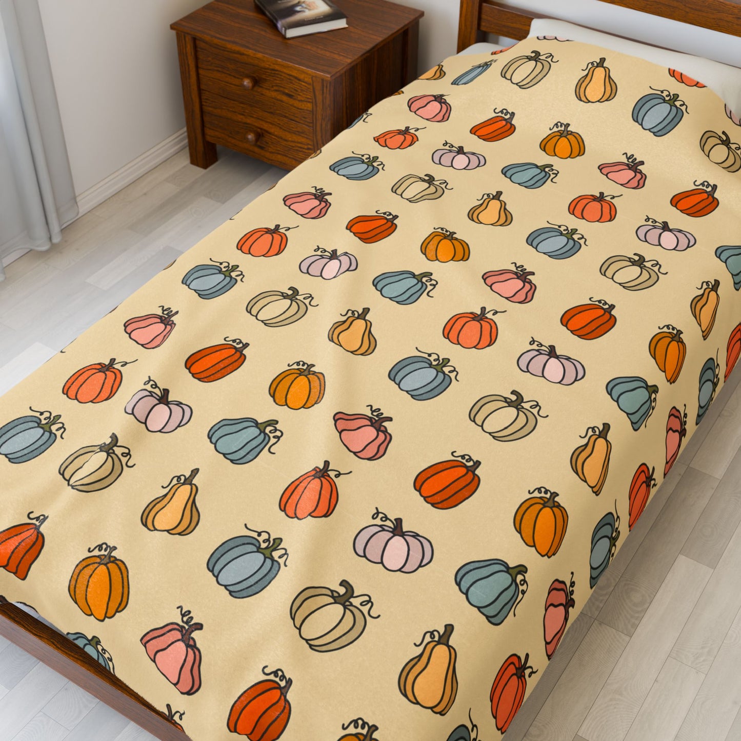 Pumpkin Patterned Velveteen Plush Blanket