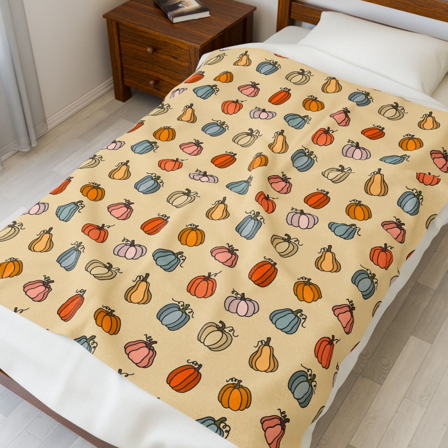 Pumpkin Patterned Velveteen Plush Blanket