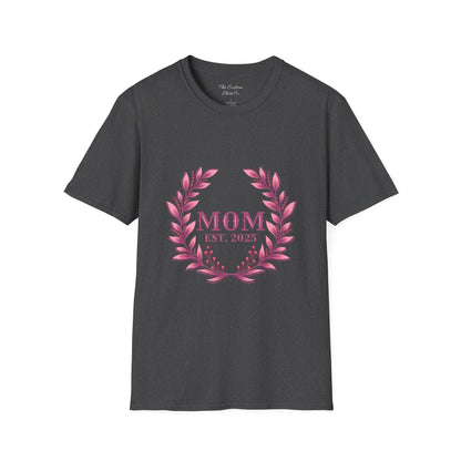 Mom Est. 2025 Floral Wreath T-Shirt