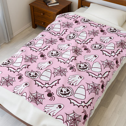 Halloween Ghost Plush Blanket, Cozy Throw, Spooky Blanket