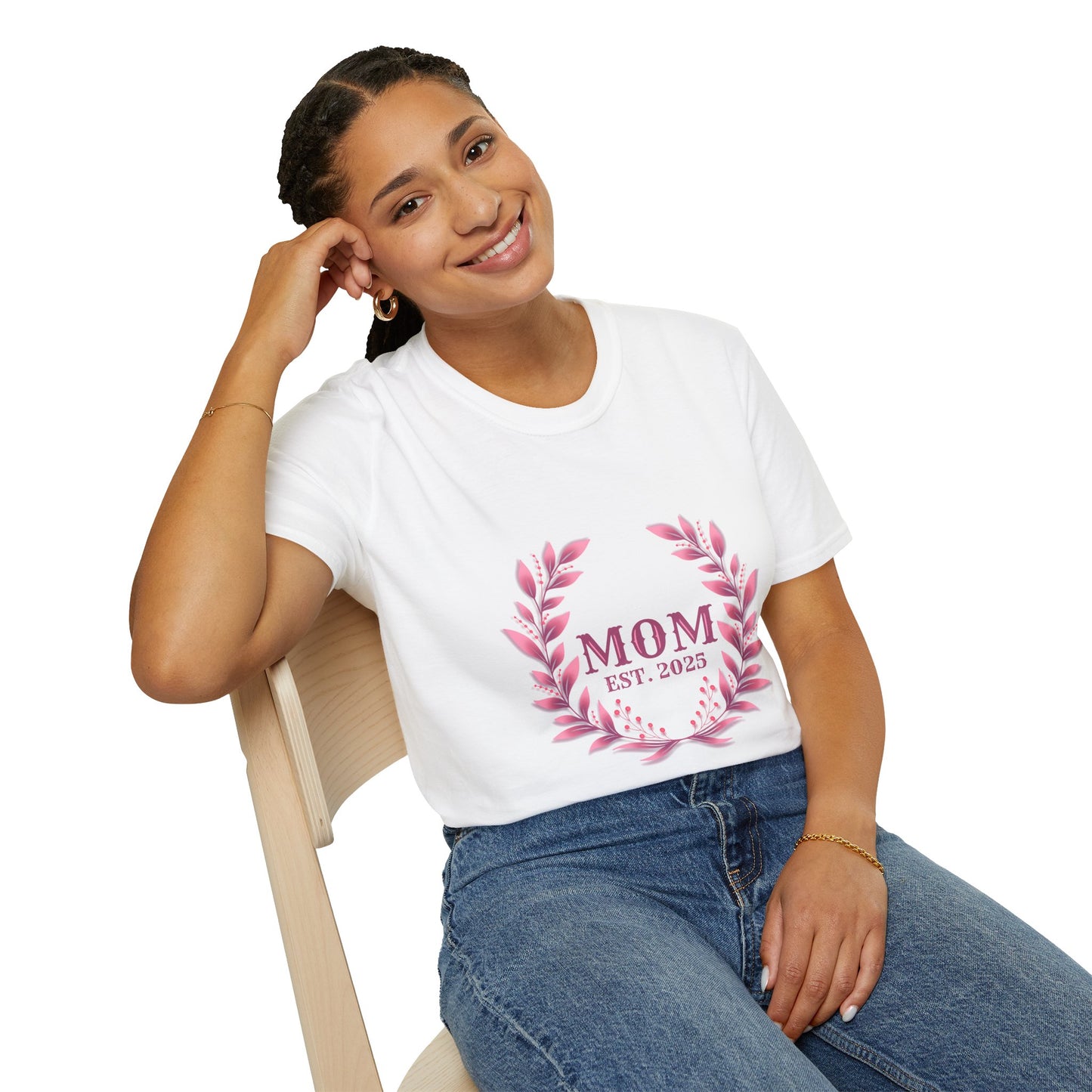 Mom Est. 2025 Floral Wreath T-Shirt
