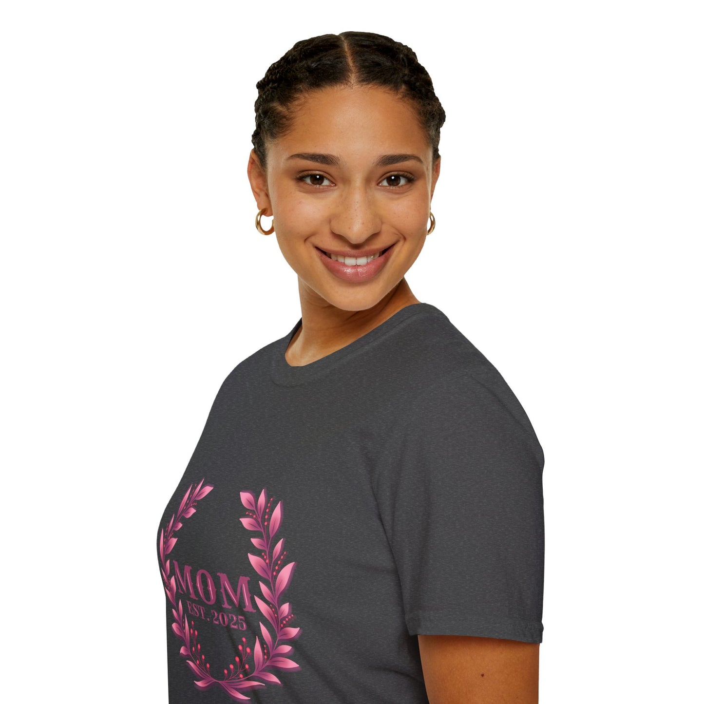 Mom Est. 2025 Floral Wreath T-Shirt