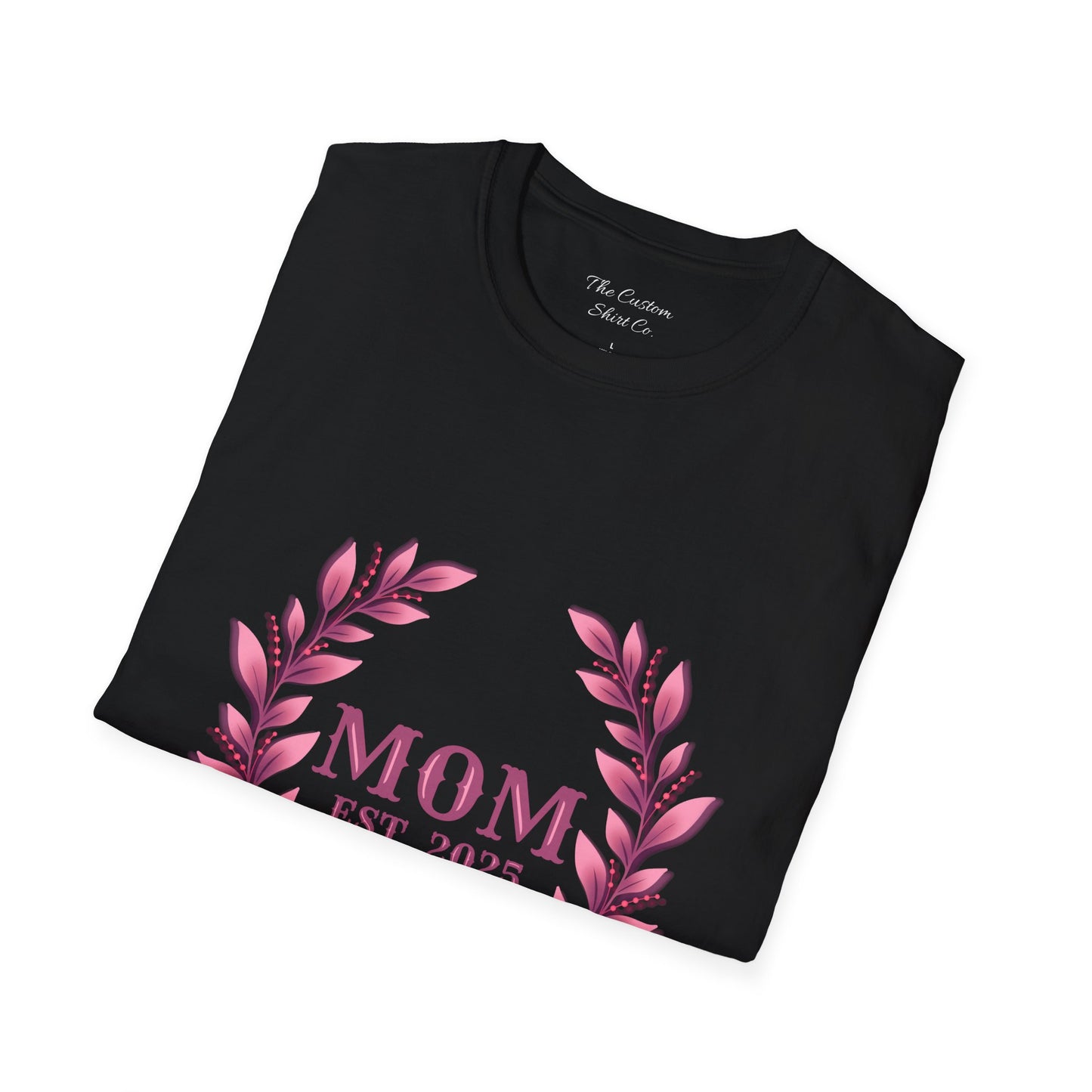 Mom Est. 2025 Floral Wreath T-Shirt