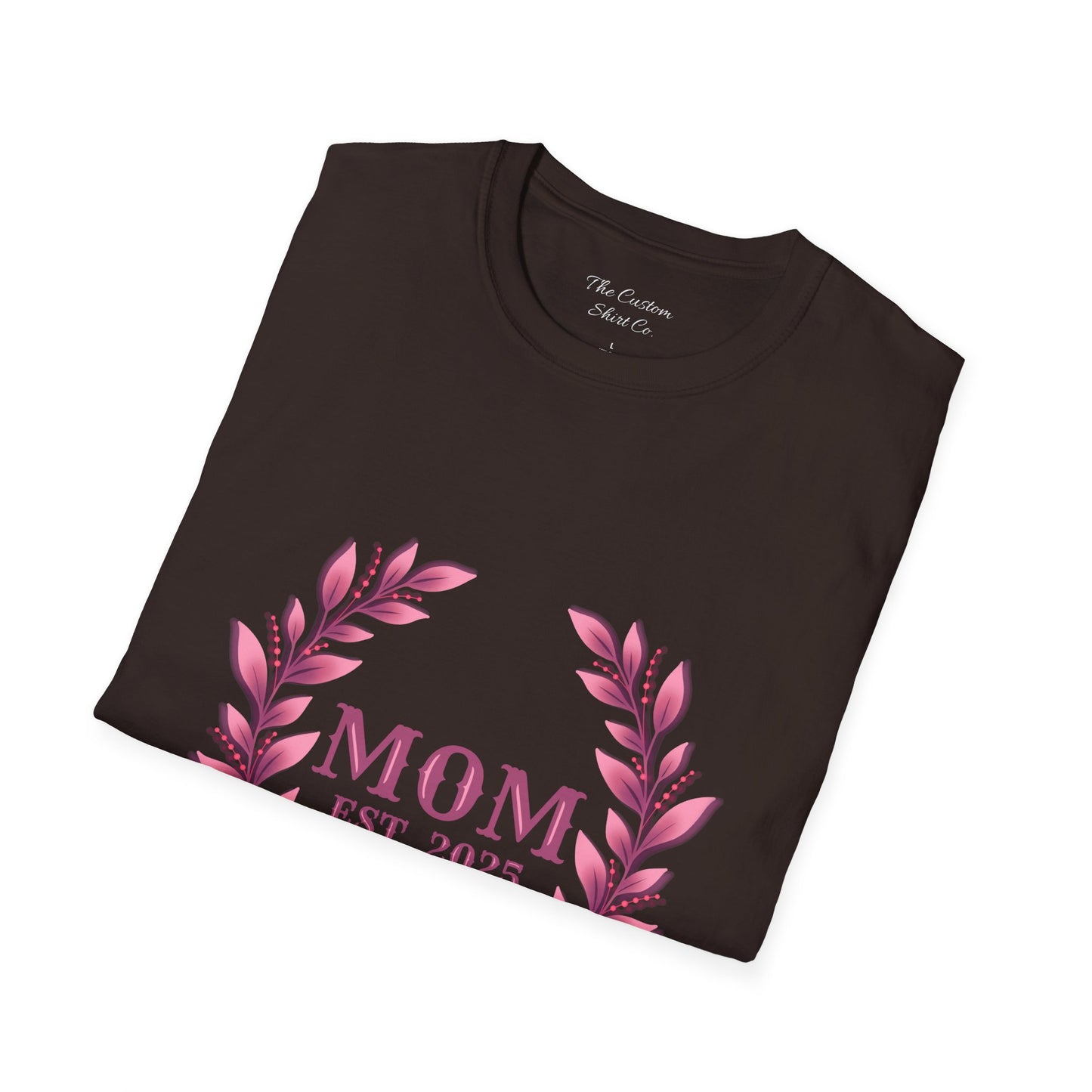 Mom Est. 2025 Floral Wreath T-Shirt