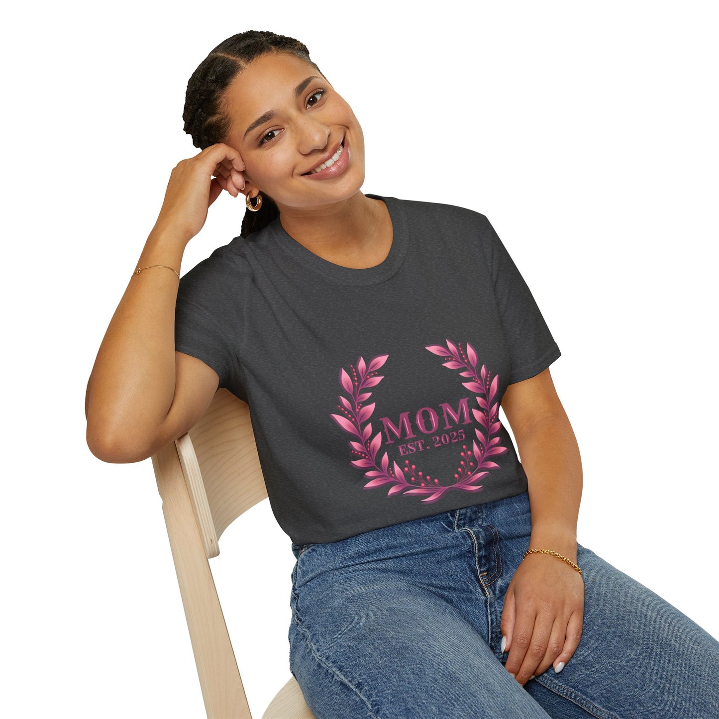 Mom Est. 2025 Floral Wreath T-Shirt