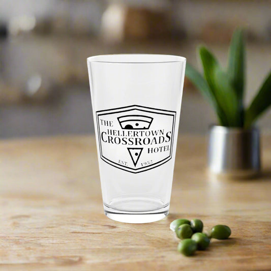 Hellertown Crossroads Hotel 16oz Pint Glass – Vintage Barware for Celebrations