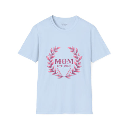 Mom Est. 2025 Floral Wreath T-Shirt