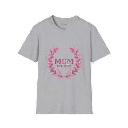 Mom Est. 2025 Floral Wreath T-Shirt